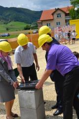 Trenutek položitve temeljnega kamna